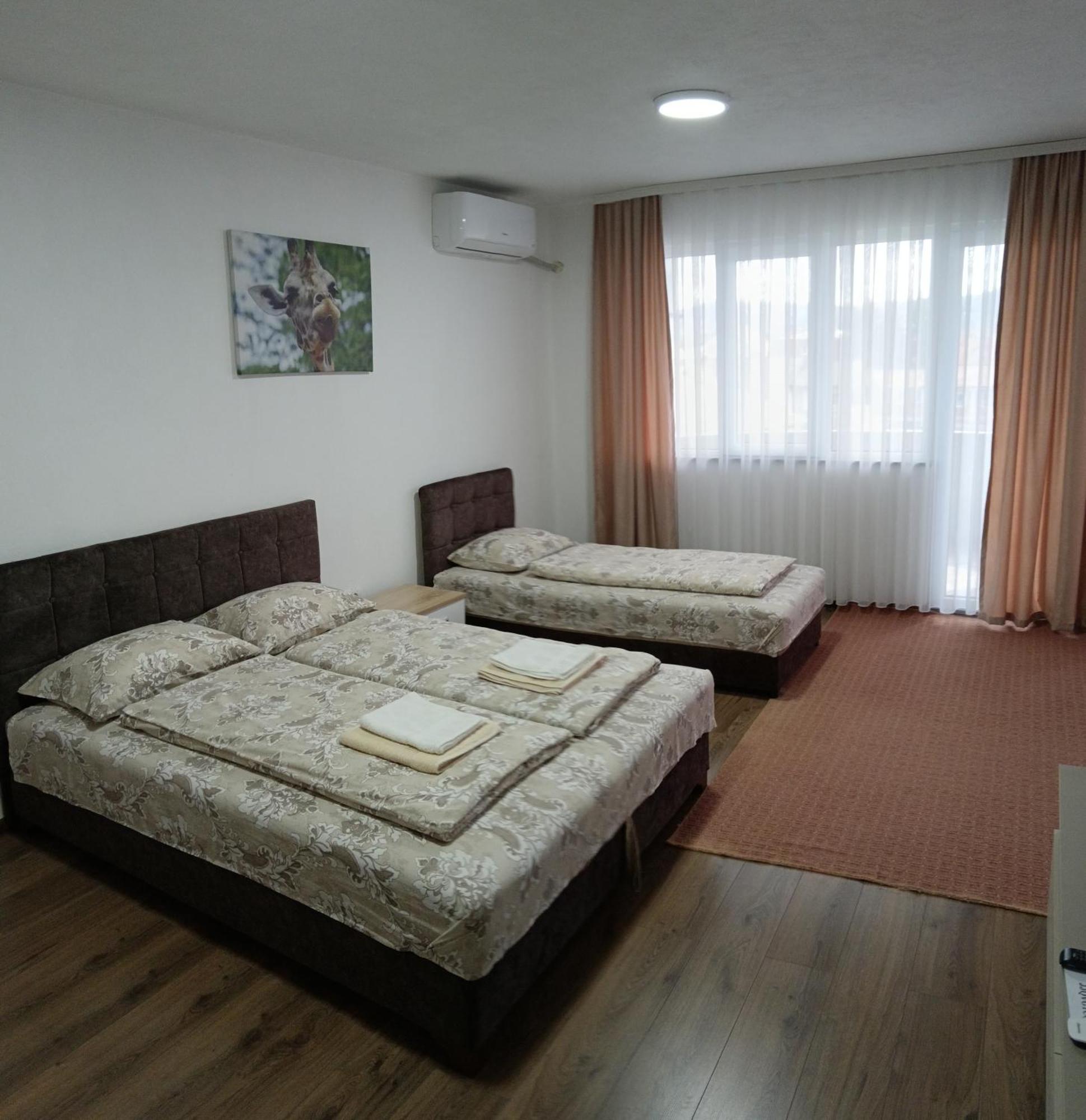 Apartmani Centar Sjenica Ngoại thất bức ảnh